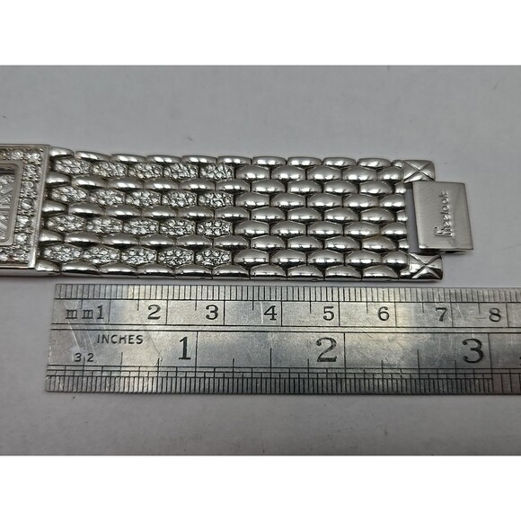 Freelook Womens Tank Crystal Bracelet Watch Silver Tone Quartz New Battery Class - Picture 8 of 10